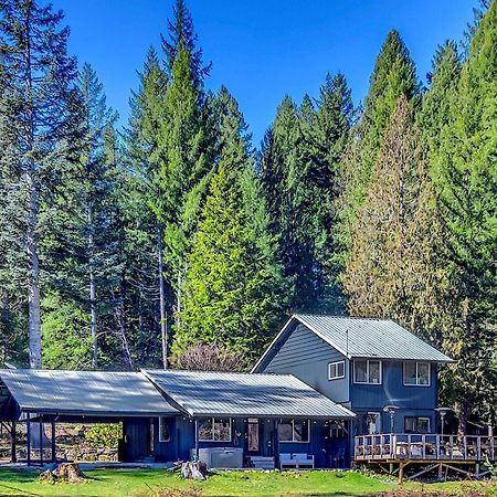 Waterfront Cabin At White Pass And Mount Rainier National Park Packwood Exteriör bild