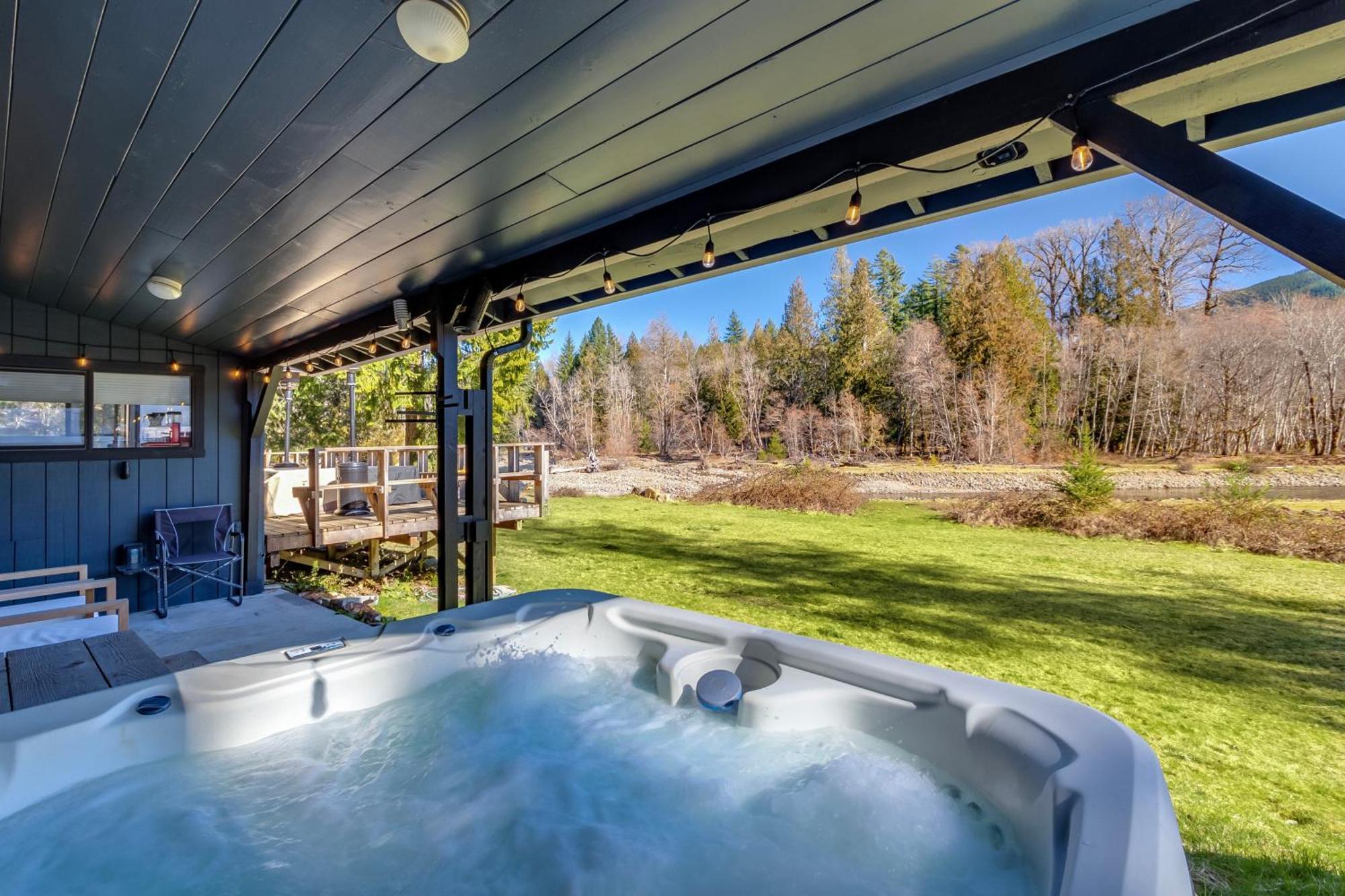 Waterfront Cabin At White Pass And Mount Rainier National Park Packwood Exteriör bild